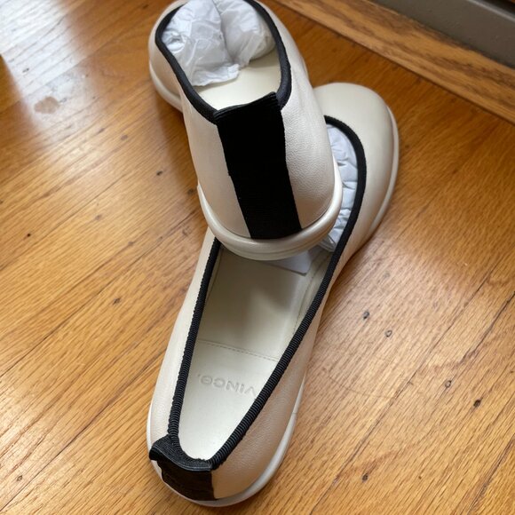 Never worn Vince Ballet Flats, size 8, white calf leather with black trim. - Picture 5 of 6
